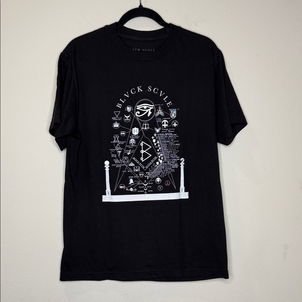 Black Scale Men’s Tee Shirt